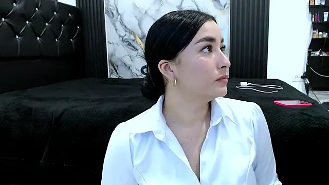 Snapshot of MiaReinig09 chatting on 21, 6, 2026 MiaReinig09 online show from 21, 6, 2026