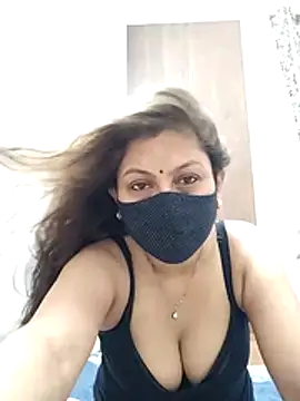 hot kiran2000 online show from 22, 6, 2026