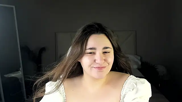 Ayleen Gece online show from 17, 6, 2026