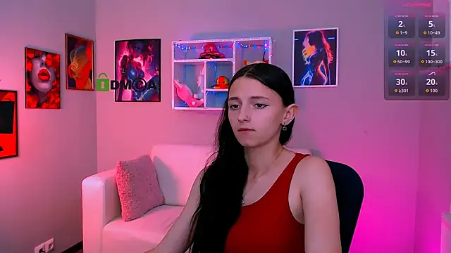 Snapshot of caroline_honeyy chatting on 8, 6, 2026 caroline honeyy online show from 8, 6, 2026