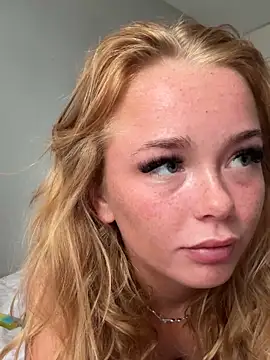 miaflowerxx online show from 4, 6, 2026