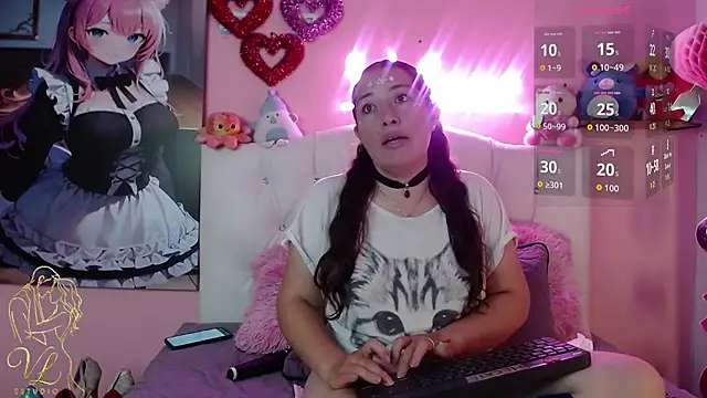 Snapshot of BLONDIE_TATIS chatting on 5, 6, 2026 BLONDIE TATIS online show from 5, 6, 2026
