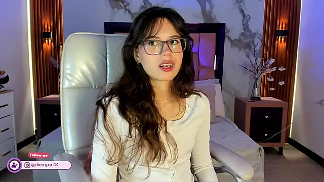 Snapshot of Cherryblossom18_ chatting on 21, 6, 2026 Cherryblossom18 online show from 21, 6, 2026