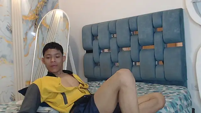 Snapshot of RONALDA_HOT26 chatting on 15, 6, 2026 RONALDA HOT26 online show from 15, 6, 2026