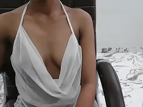 lovelyshaski online show from 18, 7, 2026