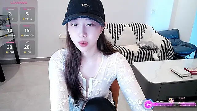 Snapshot of smileflower- chatting on 12, 6, 2026 smileflower- online show from 12, 6, 2026