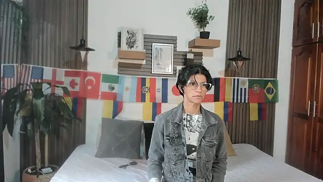 Snapshot of Evaa_campbell chatting on 13, 6, 2026 Evaa campbell online show from 13, 6, 2026