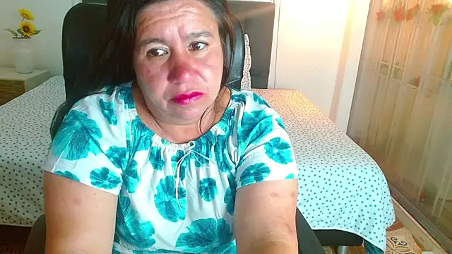 Snapshot of evelin_12_ chatting on 14, 5, 2026 evelin 12 online show from 14, 5, 2026
