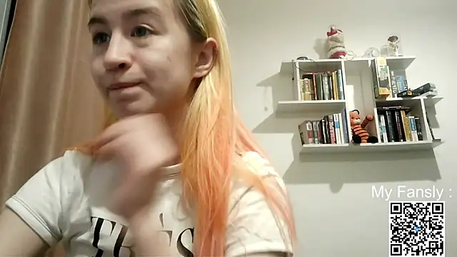 Emilya201 online show from 17, 5, 2026