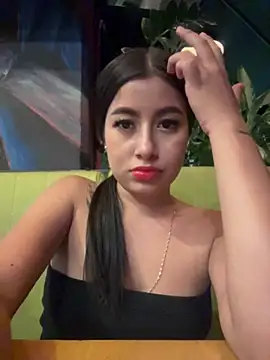 Snapshot of Luisa_Madrid chatting on 31, 5, 2026 Luisa Madrid online show from 31, 5, 2026