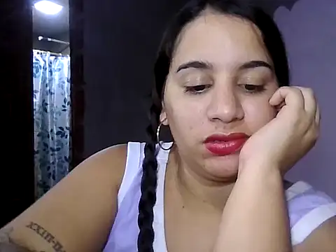 Snapshot of tifanny27 chatting on 2, 7, 2026 tifanny27 online show from 2, 7, 2026