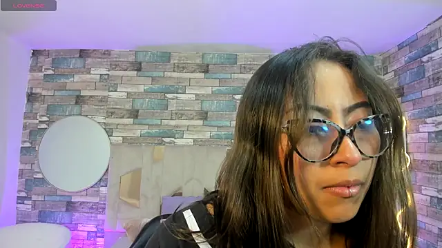 Snapshot of Amhira_Tay chatting on 13, 6, 2026 Amhira Tay online show from 13, 6, 2026