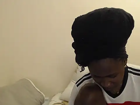 Snapshot of hyacinth_b chatting on 7, 6, 2026 hyacinth b online show from 7, 6, 2026