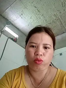 Snapshot of -Yeyi- chatting on 16, 6, 2026 -Yeyi- online show from 16, 6, 2026