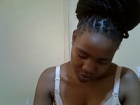 Snapshot of cocoa_muse chatting on 20, 7, 2026 cocoa muse online show from 20, 7, 2026
