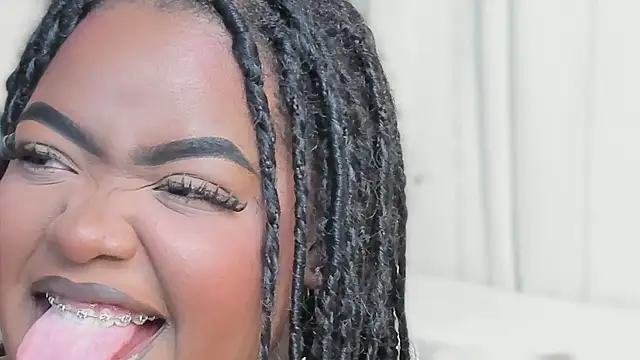 Snapshot of Ayanaa_Ebony_ chatting on 6, 6, 2026 Ayanaa Ebony online show from 6, 6, 2026