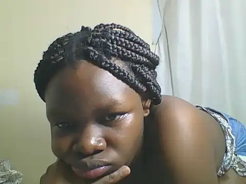 Snapshot of Sweetgal2025 chatting on 31, 5, 2026 Sweetgal2025 online show from 31, 5, 2026
