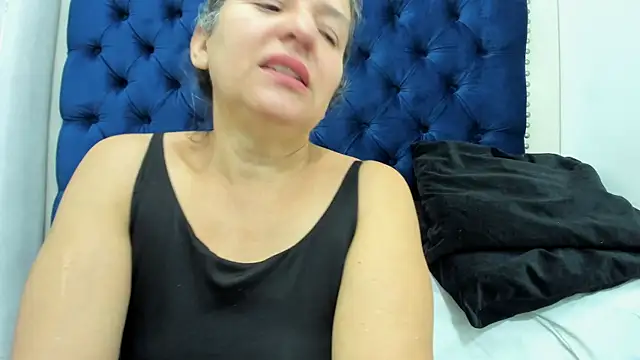 Snapshot of AlondraSosa chatting on 7, 7, 2026 AlondraSosa online show from 7, 7, 2026