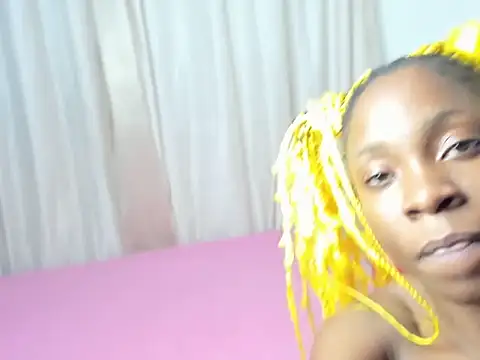 Snapshot of pixie_tease chatting on 19, 5, 2026 pixie tease online show from 19, 5, 2026