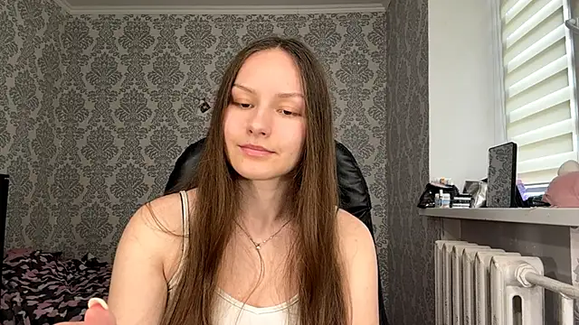 ShaylaChong online show from 27, 6, 2026