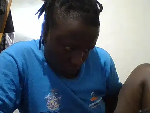 Snapshot of yourdreamgirlT chatting on 18, 7, 2026 yourdreamgirlT online show from 18, 7, 2026