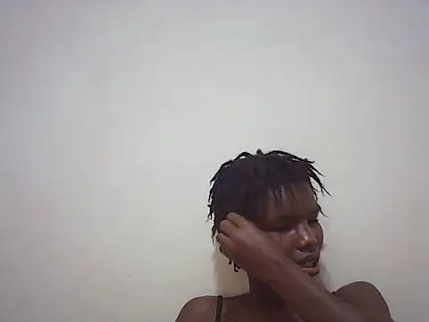 Snapshot of Bootylovet chatting on 17, 5, 2026 Bootylovet online show from 17, 5, 2026
