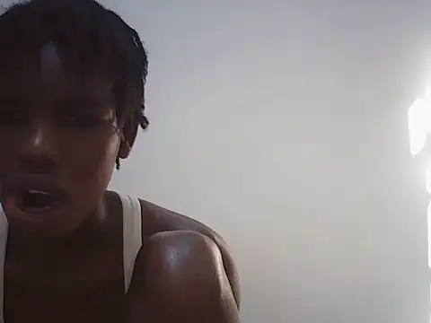Snapshot of Bootylovet chatting on 25, 5, 2026 Bootylovet online show from 25, 5, 2026