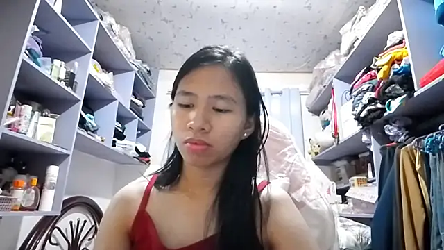 Snapshot of JoyeAmesbury chatting on 13, 7, 2026 JoyeAmesbury online show from 13, 7, 2026