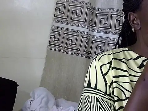 Snapshot of sexxy_melons chatting on 19, 5, 2026 sexxy melons online show from 19, 5, 2026