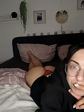 Snapshot of MistressLunaaa chatting on 31, 5, 2026 MistressLunaaa online show from 31, 5, 2026