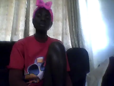 Snapshot of cutiebreey chatting on 10, 6, 2026 cutiebreey online show from 10, 6, 2026