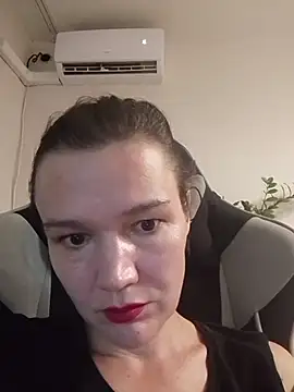 SarahSimpson online show from 4, 8, 2026