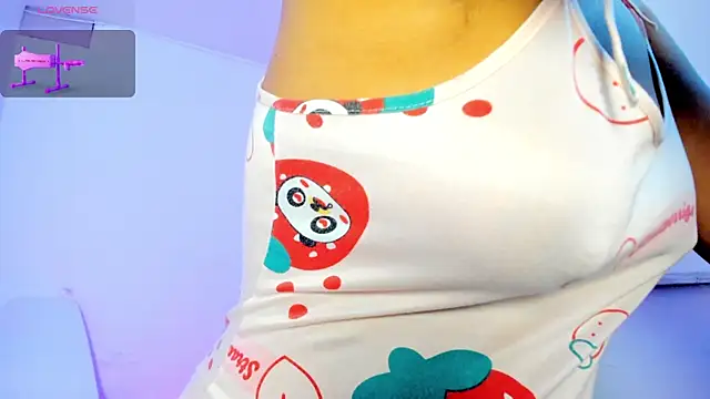 Snapshot of milkqueenboobs chatting on 25, 6, 2026 milkqueenboobs online show from 25, 6, 2026