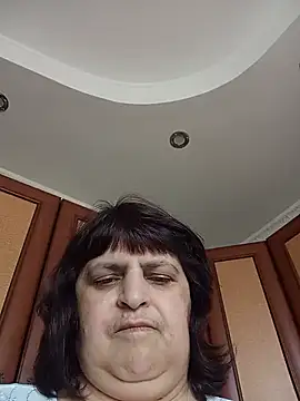 LisichkaOksana online show from 2, 6, 2026