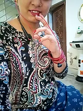 Snapshot of ZOYA-STRIP chatting on 25, 5, 2026 ZOYA-STRIP online show from 25, 5, 2026