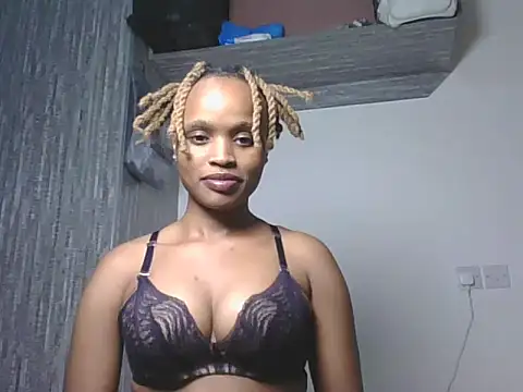 Tempting Ebony online show from 25, 6, 2026