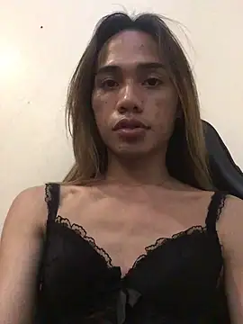 hugecock kate online show from 25, 6, 2026