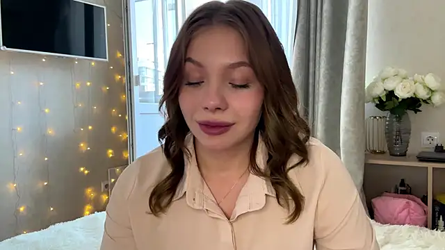 Snapshot of Lia_be_mine chatting on 13, 6, 2026 Lia be mine online show from 13, 6, 2026