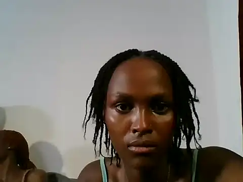 Snapshot of Sleek_petite chatting on 3, 6, 2026 Sleek petite online show from 3, 6, 2026