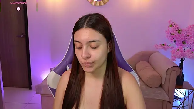 Snapshot of mayavexx chatting on 17, 6, 2026 mayavexx online show from 17, 6, 2026