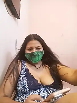 Snapshot of Miss_kirtii chatting on 11, 6, 2026 Miss kirtii online show from 11, 6, 2026