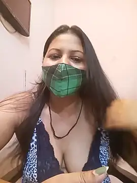 Snapshot of Miss_kirtii chatting on 12, 6, 2026 Miss kirtii online show from 12, 6, 2026