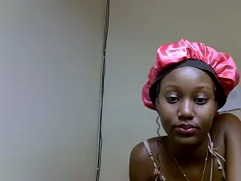 Snapshot of Pretty_kitty48 chatting on 17, 6, 2026 Pretty kitty48 online show from 17, 6, 2026