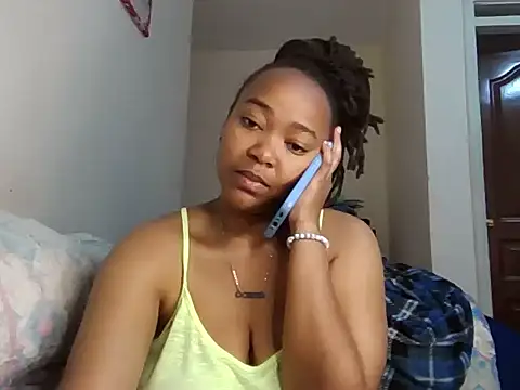 Snapshot of atara_seren chatting on 7, 6, 2026 atara seren online show from 7, 6, 2026