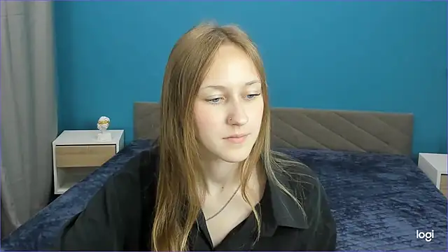 Snapshot of Calista_Everleig chatting on 27, 5, 2026 Calista Everleig online show from 27, 5, 2026