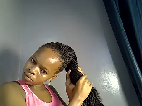 Snapshot of Afrikan_desire chatting on 26, 5, 2026 Afrikan desire online show from 26, 5, 2026