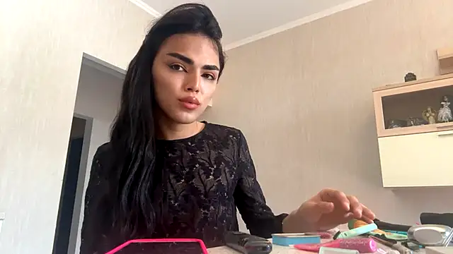 Snapshot of MarlyJess chatting on 23, 6, 2026 MarlyJess online show from 23, 6, 2026