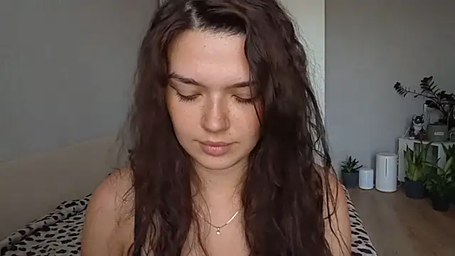 Snapshot of Vicki_queen chatting on 29, 6, 2026 Vicki queen online show from 29, 6, 2026