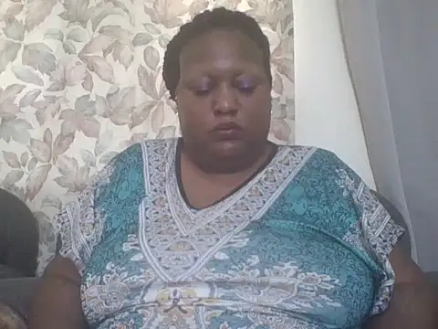 Snapshot of fat_ebonyqueen chatting on 29, 6, 2026 fat ebonyqueen online show from 29, 6, 2026