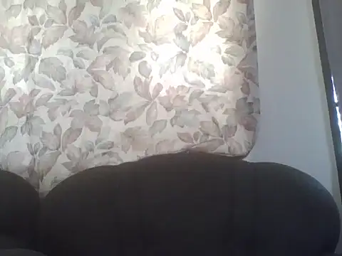 Snapshot of fat_ebonyqueen chatting on 4, 7, 2026 fat ebonyqueen online show from 4, 7, 2026